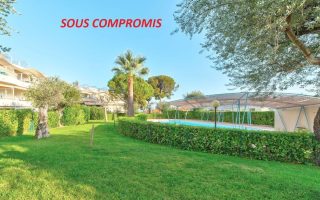 RCM JS IMMEUBLE ET PISCINE