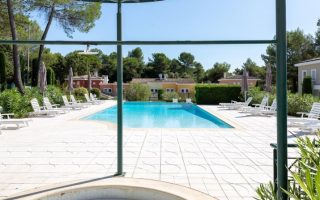 belle-villa-jumelee-dans-un-domaine-de-golf-19