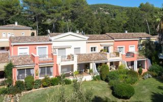 belle-villa-jumelee-dans-un-domaine-de-golf-3