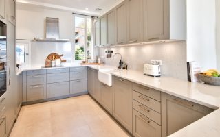 villefranche-sur-mer-appartement-3-pieces-de-87m-a-vendre-balcon-plein-sud-tres-jolie-vue-mer-renove-parking-et-cave-33